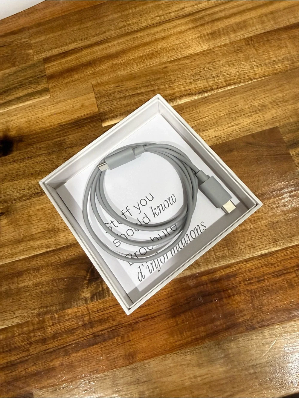 Oura Ring 4 - Size 7 - Gold